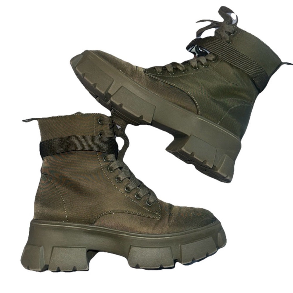 Steve Madden Olive Green Waterproof Combat Boots Buckle Size 6.5 Army Green